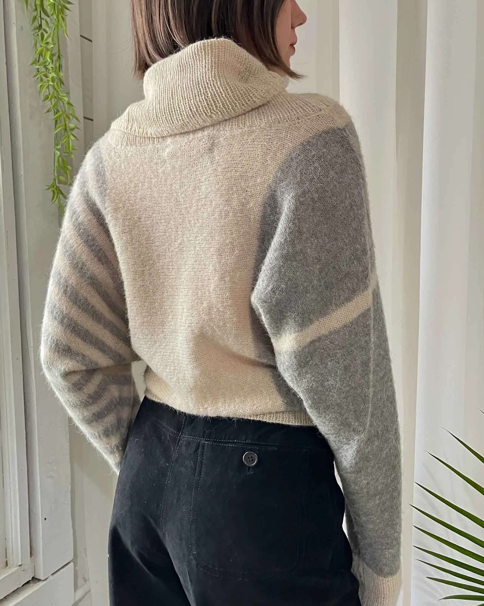 80s Alpaca Sweater | XS-M